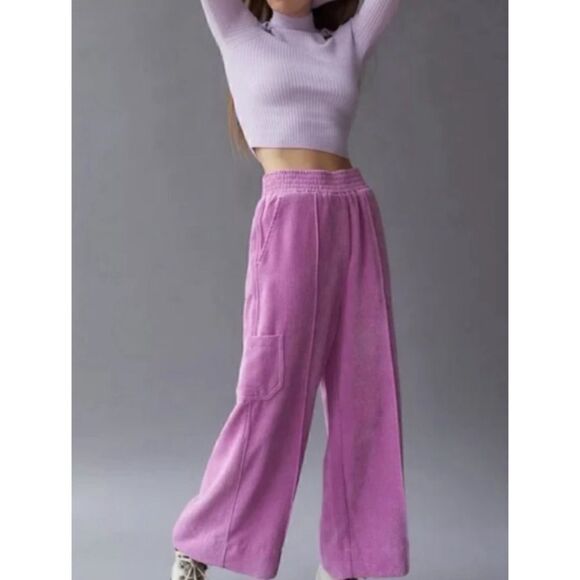 Urban Outfitters Uo Drapey Corduroy Wide Leg Pant in Pink Size L / NWOT - Picture 1 of 8